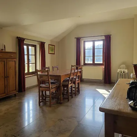 Casa de Férias Lovely In Orval With Garden