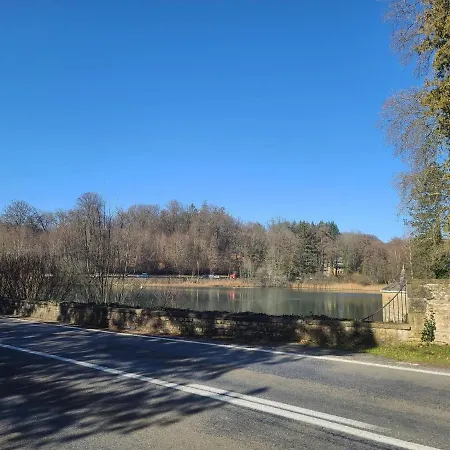 Casa de Férias Lovely In Orval With Garden *