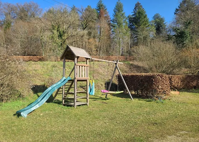 Lovely In Orval With Garden Ferienhaus *