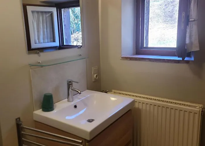 Lovely In Orval With Garden Ferienhaus *